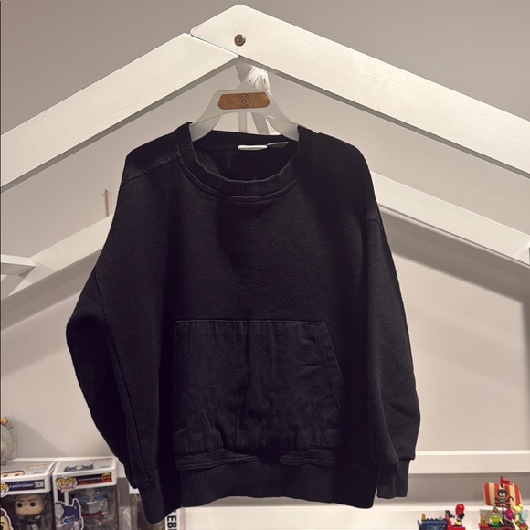 BUNDLE 4 pieces. 1 Mickey hoodie jogger set and 2 Black sweater - Picture 2 of 5